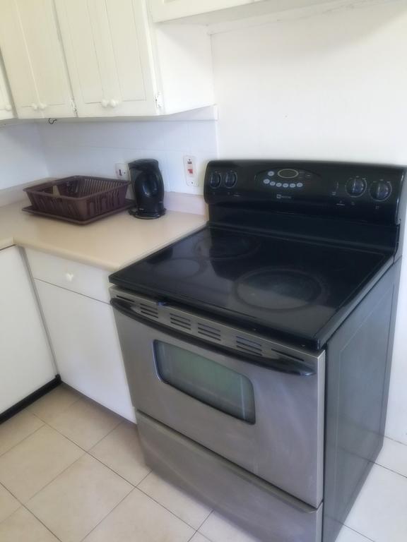 Home Away Liguanea Kingston Exterior photo